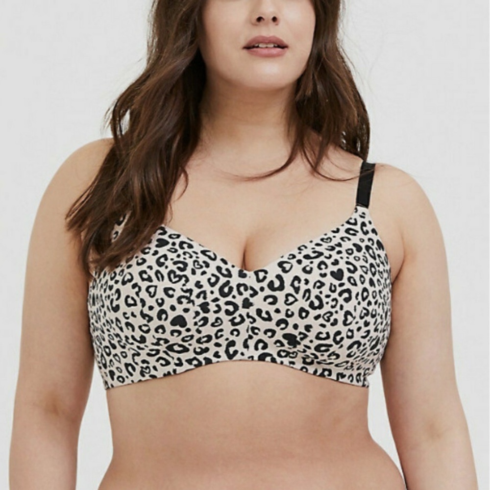 NWT Torrid Leopard Heart 360° Back Smoothing™ Lightly Lined Wire-Free Bra 46DD